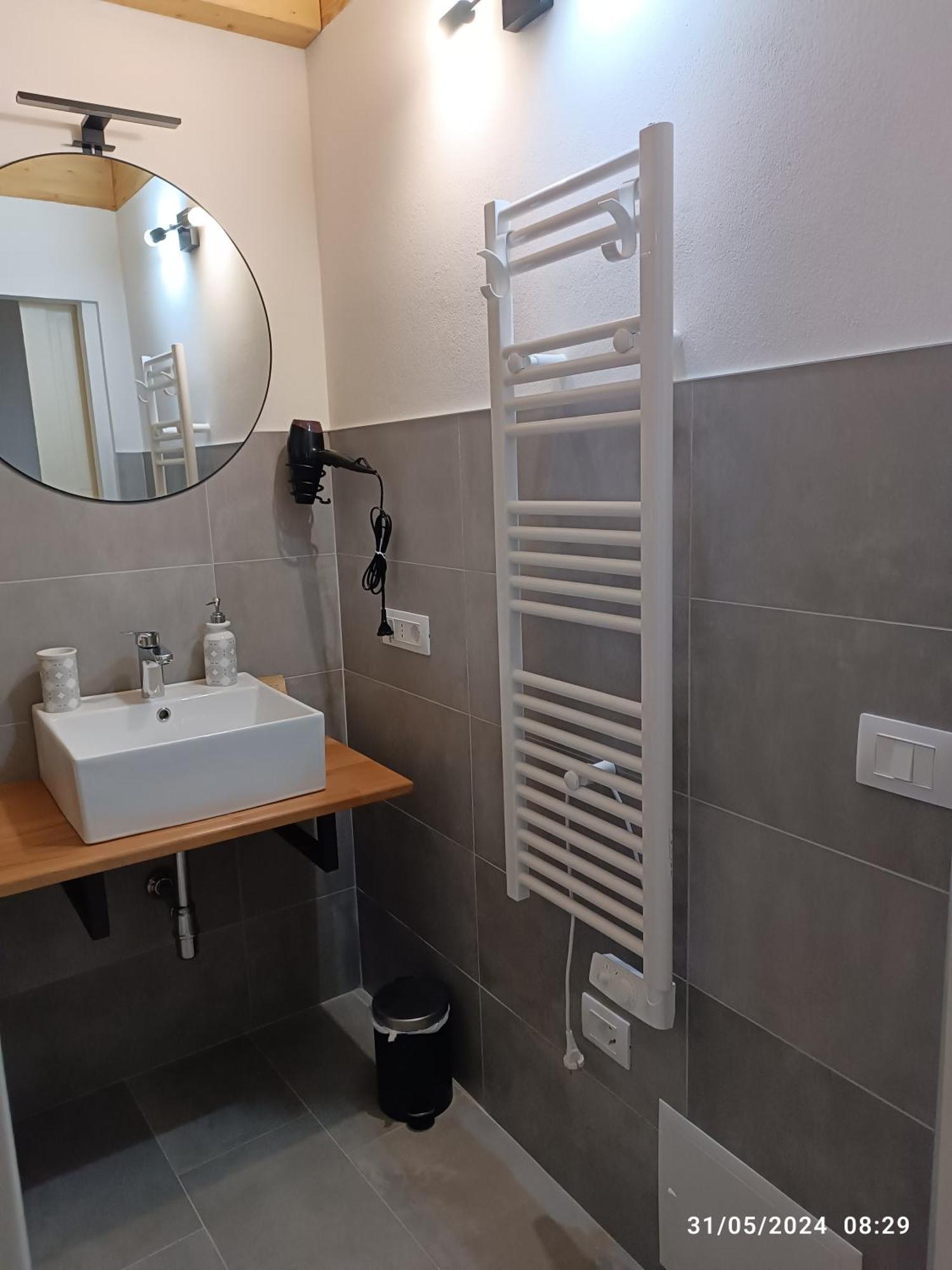 Vico Nobilioni Otel Iglesias Oda fotoğraf